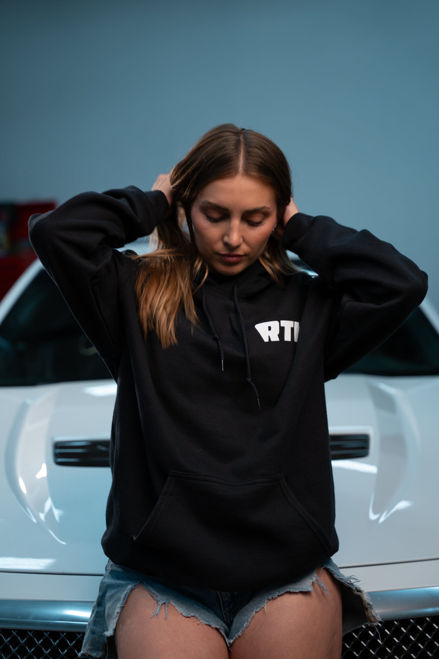 Overcomer | BLACK HOODIE