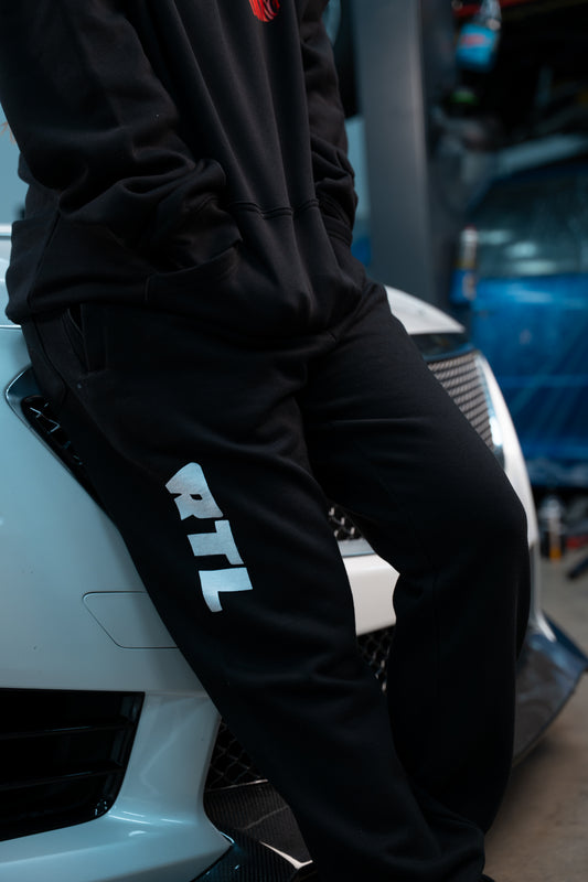 KEEP DRIVING | BLACK SWEATPANT